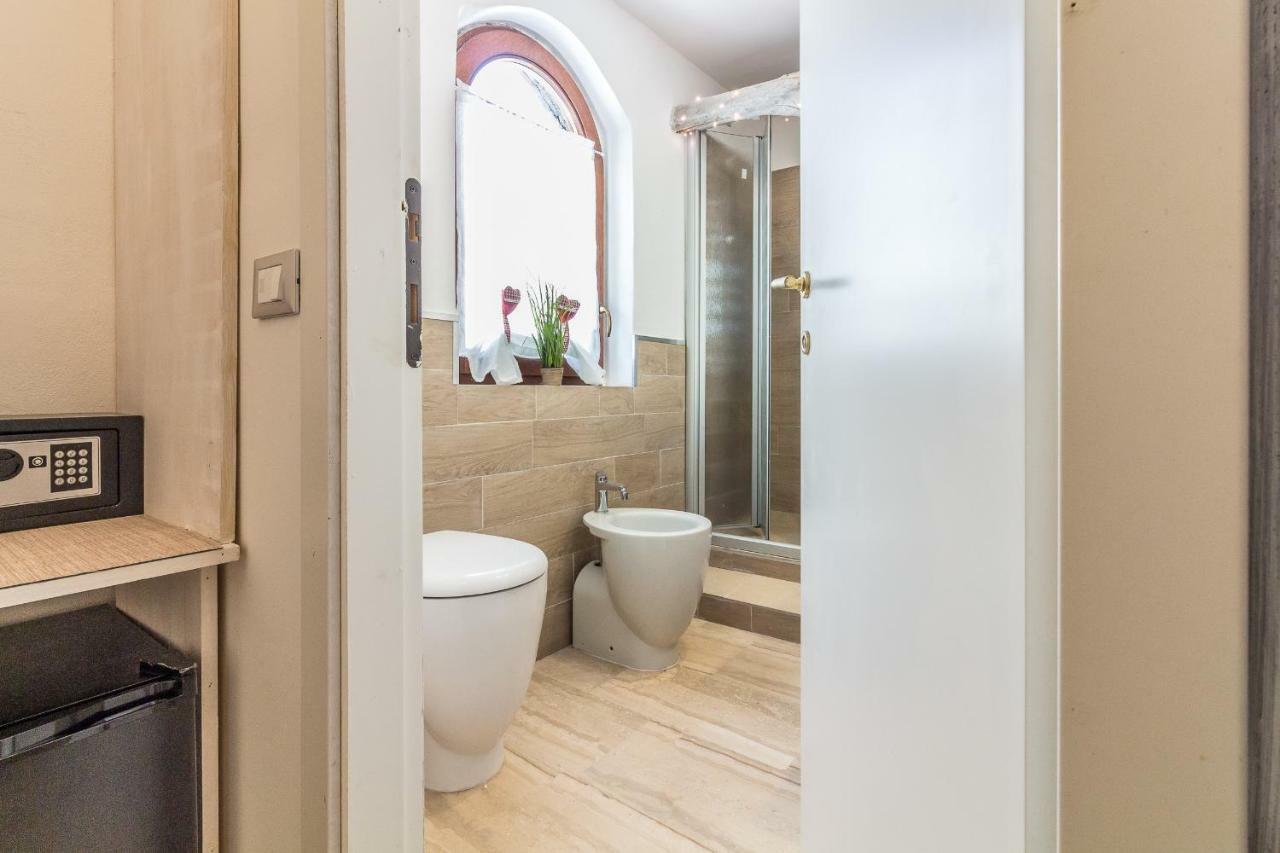 Maricciolu Suites And Apartments Όλμπια Εξωτερικό φωτογραφία